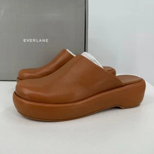 Zueco de plataforma gruesa Everlane The Puffa Flatform en cuero marrón talla 8,5 para mujer - Imagen 1 de 10