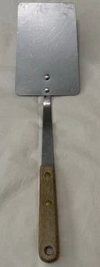 "Espátula Turner de 12"" de acero inoxidable Robinson Knife Co mango de madera EE. UU. - Imagen 1 de 3