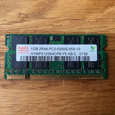 Hynix HYMP112S64CP6-S6 (1 GB, PC2-6400 (DDR2-800), DDR2 SDRAM, 667 MHz, SO-DIMM) - Image 1 of 2