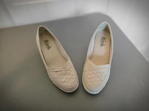 Cinderella of Boston Women's Shoes Size 2.5 M - Picture 1 of 3