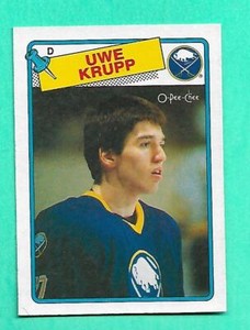 (1) UWE KRUPP 1988-89 O-PEE-CHEE  # 220 SABRES  ROOKIE NM+ CARD (W7136)  