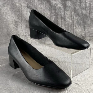 Clarks Low Heeled Dress Shoes Womens 10 M Black Leather Cushion Plus Minimalist - Picture 1 of 11