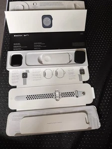 Apple Watch Series 8 45mm Cellular with Brand New Nike Strap Fully Boxed Superb - Zdjęcie 1 z 6