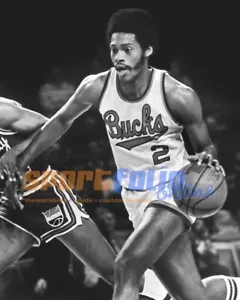 Milwaukee Bucks JUNIOR BRIDGEMAN Glossy 8x10 Photo Print Poster - Picture 1 of 1
