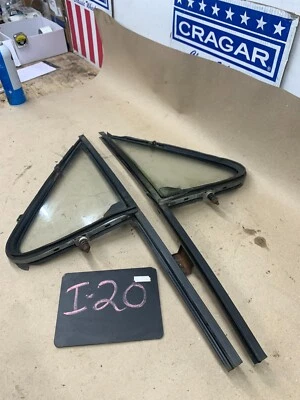 1980 84 86 87 88 89 1991 Ford Bronco diestro LH ventilación vidrio F150 F250 ala ventana par Foto 1 de 4