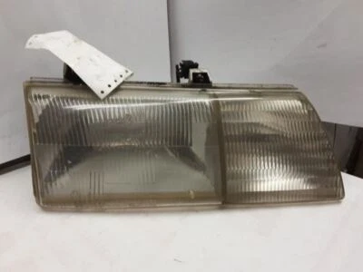 Passenger Right Headlight Fits 89-91 TAURUS 67644 - Image 1 of 2