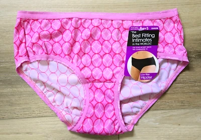 NWT Vintage Best Fitting Intimates SaraMax Pink Circles Satin Hipster Panty S/5 - Image 1 of 3