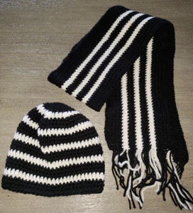 GIRLS HAND MADE black white crochet SCARF HAT SET one size fits most 2 pc - Picture 1 of 1