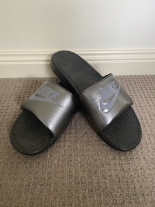 nike slides men gray