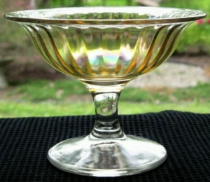 Tazón de postre alto con patas de Sherbet champán rayos lisos iridiscentes Imperial Glass - Imagen 1 de 9