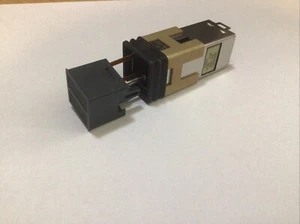 NOS KORRY Annunciator Switch P/N 40617-006 Menge 1 (A/3) 'CLR SF6' Legende - Bild 1 von 6