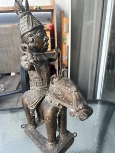 Very Unique And Old Warrior On The Horse Bronz - Picture 1 of 8