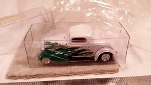 Racing Champions Hot Rod Magazin 97 Merry Christmas Auto - NEU mit Karton! - Bild 1 von 3