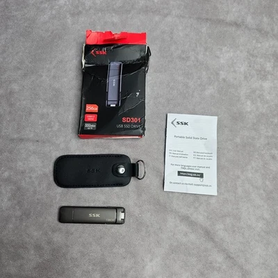 SSK 128GB USB C SSD Solid State Flash Drive, Up to 550MB/s Fast USB Memory - Image 1 of 4