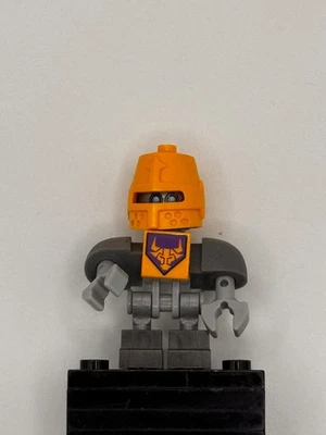 LEGO Nexo Knights Axl Bot minifigure (nex094) - Image 1 of 2