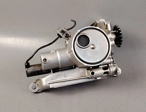 MINI Cooper R55 R56 R57 R58 R59 R60 R61 N16 ENGINE Oil Pump 7594010 - Picture 1 of 19