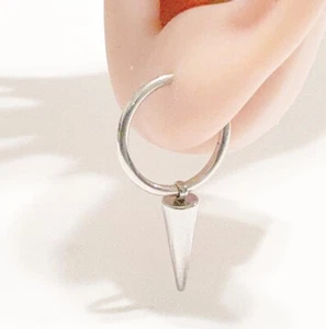 "SIMPLE & BEAUTIFUL" 5/8* Hinged Hoops w 5/8" Spikes 14g Surgical Steel. - Picture 1 of 12
