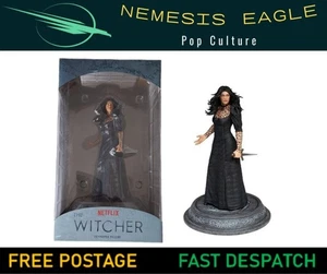 THE WITCHER NETFLIX FIGURE YENNEFER 9.5" DARK HORSE COMICS COLLECTORS EDITION - Picture 1 of 8