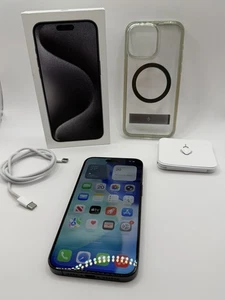 Apple iPhone 15 Pro Max Schwarz 256GB (Entsperrt) - Nie Repariert, Rückseite gesprungen - Bild 1 von 15
