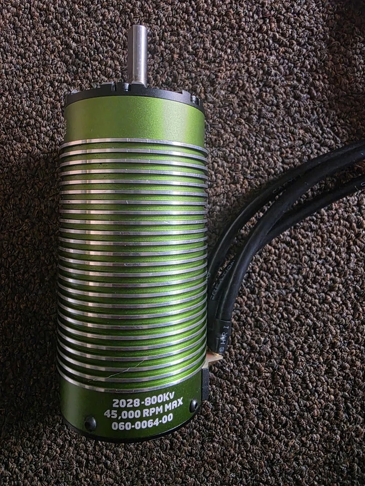 Castle Creations 1/5 Scale 2028 800KV 4 Pole Sensored Brushless Motor #12401 - Image 1 of 4