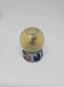 Texas State Snow Globe 3.5 Inches Texas Snow Globe with State Flag - Picture 1 of 6