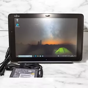 Tablet PC impermeabile Fujitsu ARROWS Q508/SE SSD128GB 10.1 usato - Foto 1 di 5