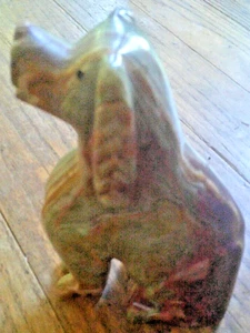 Statuina cane pietra onice intagliata vintage 6" verde marrone mix. posa seduta - Foto 1 di 5