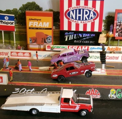 Ford Mustang NHRA Gasser 1965 con Ford F-350 1970 combo de transporte para carros como nuevo suelto Foto 1 de 4