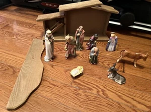 Vintage 1965 Goebel HX323 9 Pc Nativity W/creche - Picture 1 of 9