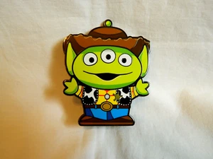 Disney Toy Story Alien Pin dressed as Sheriff Woody - Picture 1 of 4