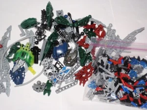 Lego Bionicle 8940 Karzahni Ersatzteile Pieces *UNVOLLSTÄNDIG, GEBRAUCHT* - Bild 1 von 11