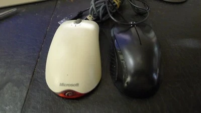 Microsoft Optical USB Wheel Mouse 1.1/1.1a and one no name mouse combo - Image 1 of 2
