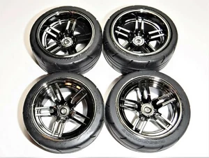 Corbatas delanteras y traseras con ruedas TRAXXAS 4TEC 2.0 (4) - Imagen 1 de 3