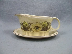 Poole Sherwood gravy boat & stand. - Picture 1 of 1