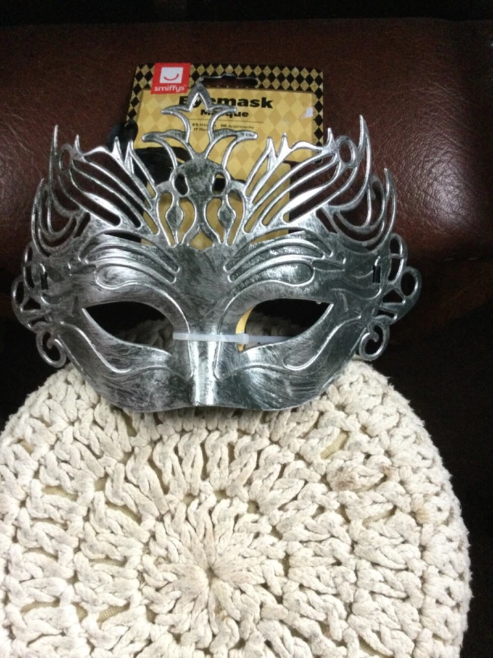  Masquerade Eye Mask Metallic Effect Unisex X 2  - Image 1 of 4