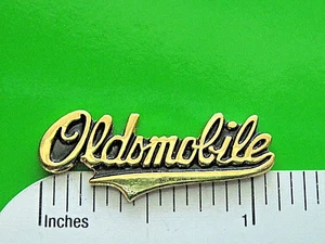 OLDSMOBILE script - hat pin , lapel pin , tie tac , hatpin GIFT BOXED gold - Picture 1 of 6