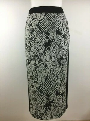 Saia Yoana Baraschi Feminina Preta Branca Tamanho M Nova Com Etiqueta  - Imagem 1 de 4