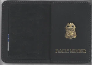 FBI Family Member Wallet w/Antique 1-inch Mini Pin (from MCO Quantico Gift Shop) - Picture 1 of 4