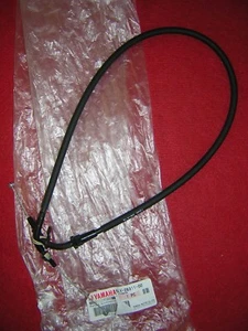 Yamaha FZS1000 / Fazer 02-05 Throttle Cable. Genuine Yamaha New B86 - Picture 1 of 1