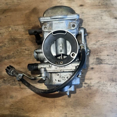 02-07 Carburador Suzuki Vinson 500 OEM, 13200-03G01 #1124 Foto 1 de 4