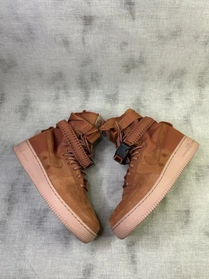 Talla 9 - Nike SF Air Force 1 High Dusty Peach W Foto 1 de 4
