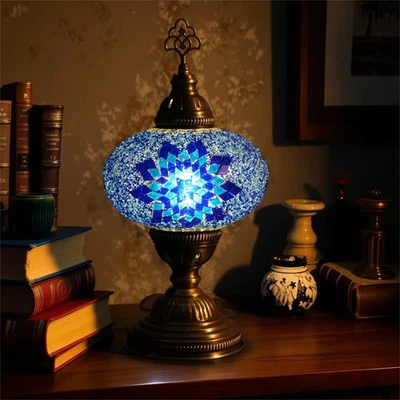Bombilla LED gratuita incluida - Lámpara de mesa de mosaico turco hecha a mano, estilo boho marroquí Foto 1 de 4