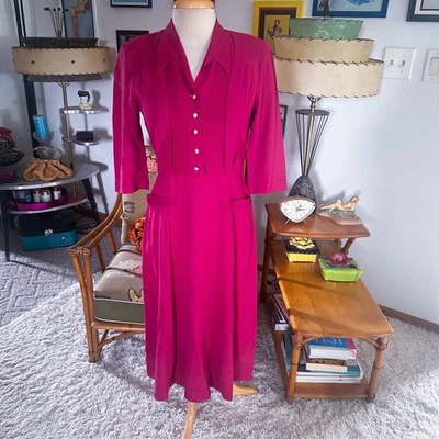 Vintage 1940s Dress l Magenta l Berry l M l 40s | Day Dress | Secretary - Image 1 of 4