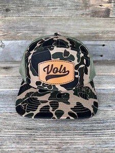 VOLS RETRO DUCK CAMO LEATHER PATCH TRUCKER HAT - Picture 1 of 2