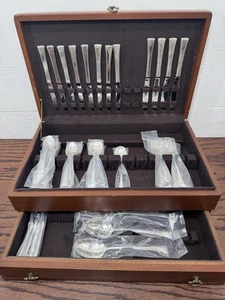 Vintage Fine Arts Sterling Silber Besteck 56 Teile Ruhe Muster. Neu - Bild 1 von 14