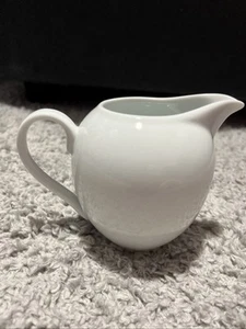 milk jug 6 person Form 2000 White by Arzberg - Picture 1 of 3