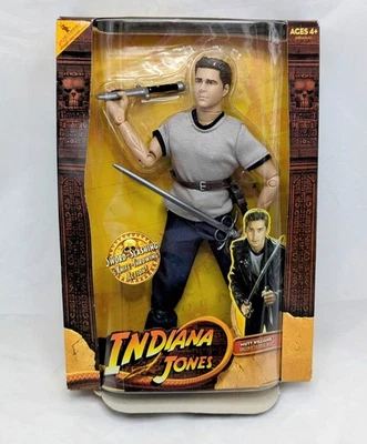 Figura de acción Hasbro Indiana Jones Mutt Williams 2008 espada y cuchillo 12 pulgadas Foto 1 de 3