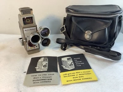 Cámara Bell & Howell Two Fifty Two 8 mm vintage años 50 manual y estuche de transporte Foto 1 de 4