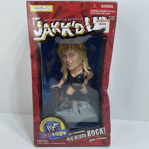 Sable 1998 WWF Jakk'D Up Bobblehead by JAKKS Pacific NIB KB Toys Exclusive NIP🔥 Cover