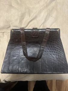 Cartera de mano vintage de cuero de cocodrilo marrón Vassar con espejo y monedero - Imagen 1 de 12
